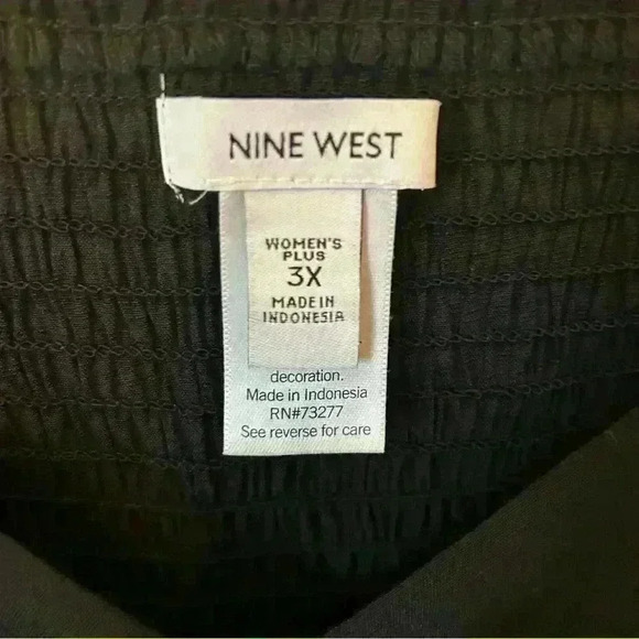 Nine West Twist Front Off the Shoulder Top Black Size 3X, cropped length - Picture 2 of 5